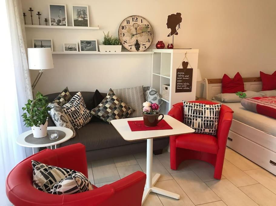 Wohlfuehlapartment Mit Charme Hergensweiler Exterior foto